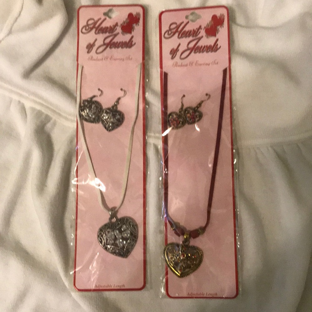 Heart necklace sets